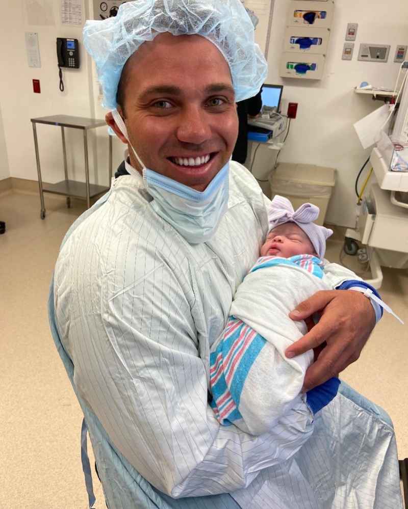 Siesta Key Alex Kompothecras and Alyssa Salerno Share First Pics of Newborn Daughter Alessi