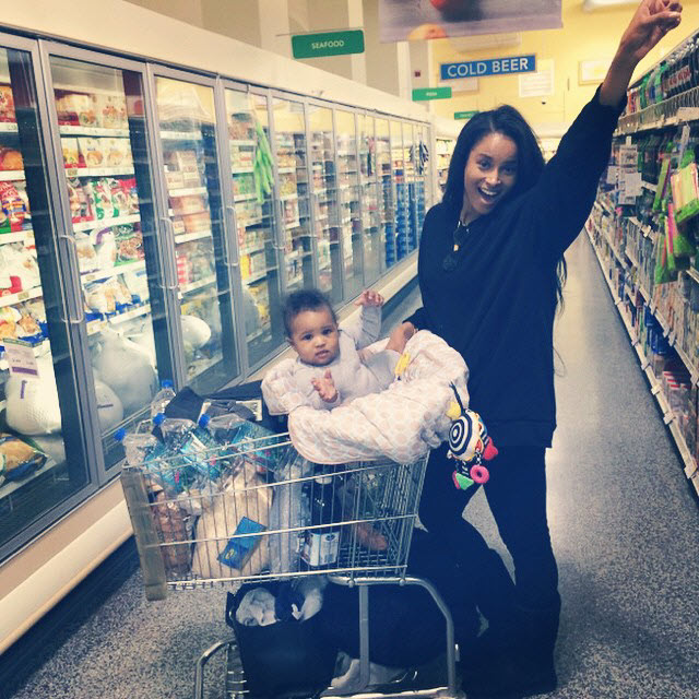 Ciara Stars Going Grocery Shopping
