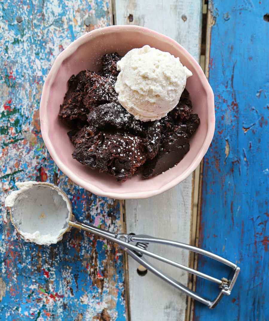 1 Ooey Gooey Chocolate Cake Tiffani Thiessen recipe