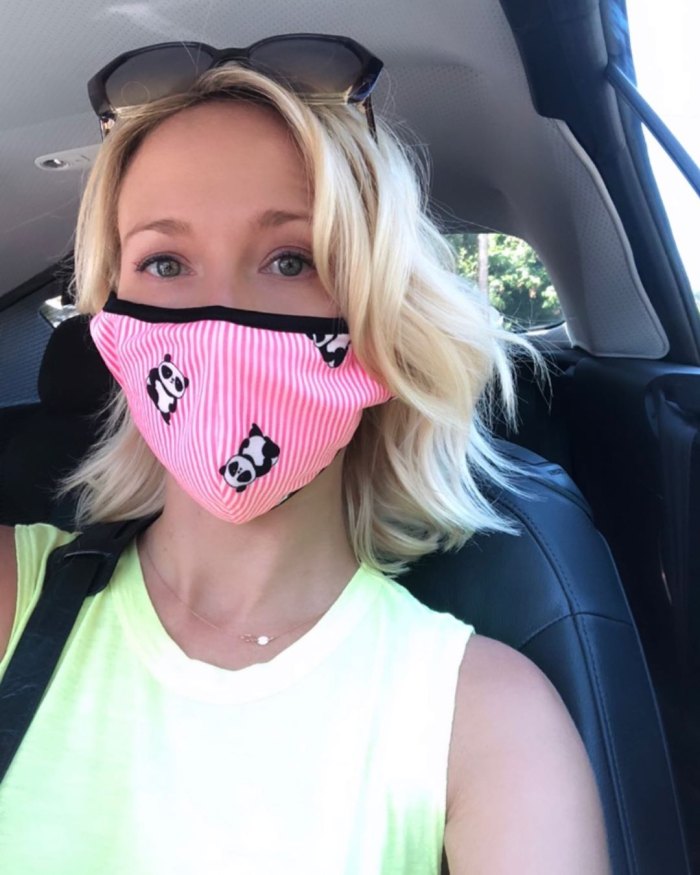 Anna Camp facemask Covid