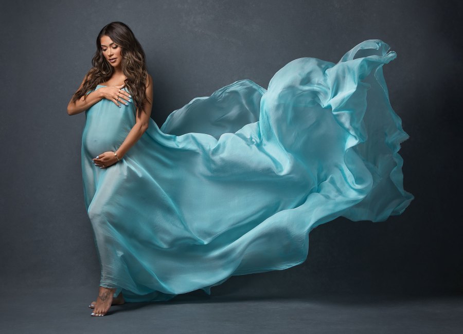 Pregnant Arianny Celeste Reveals Sex of 1st Child With Stunning Maternity Shoot: ‘I’m So Happy'