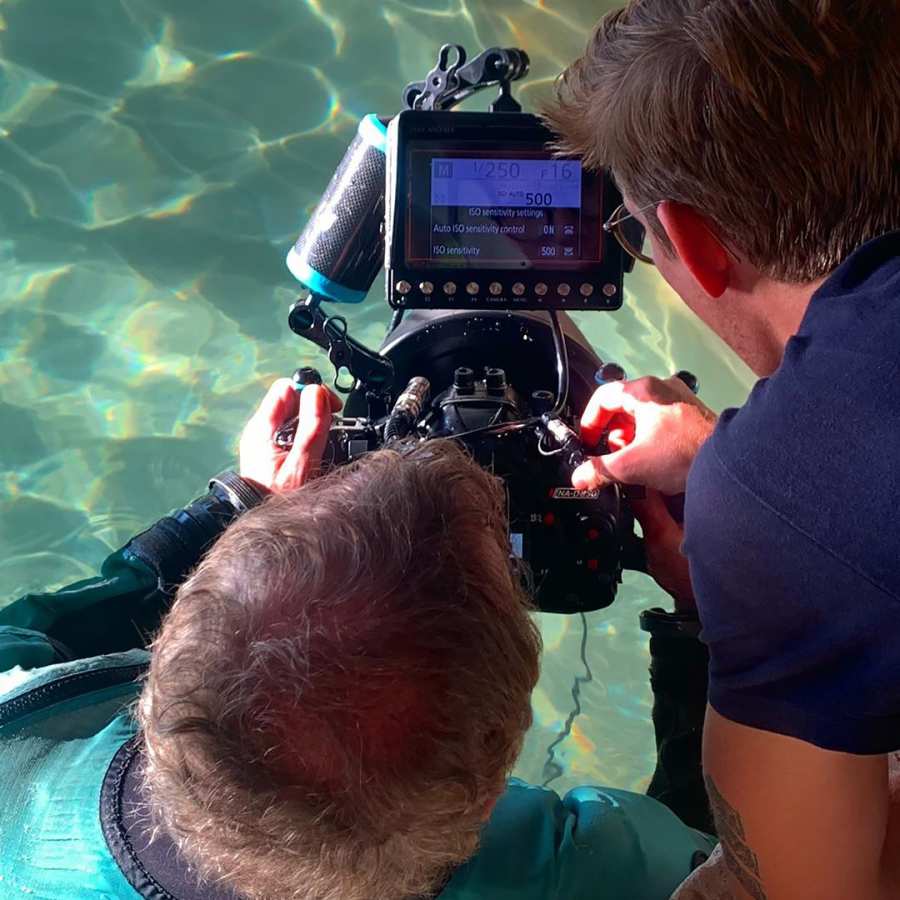 Behind-the-Scenes Pics From Bella Hadid’s Epic Underwater Calvin Klein Swim Photo Shoot