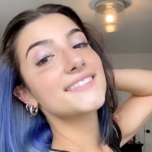 Charli D’Amelio Adds Blue Streaks to Her Brunette Hair After Nose Surgery