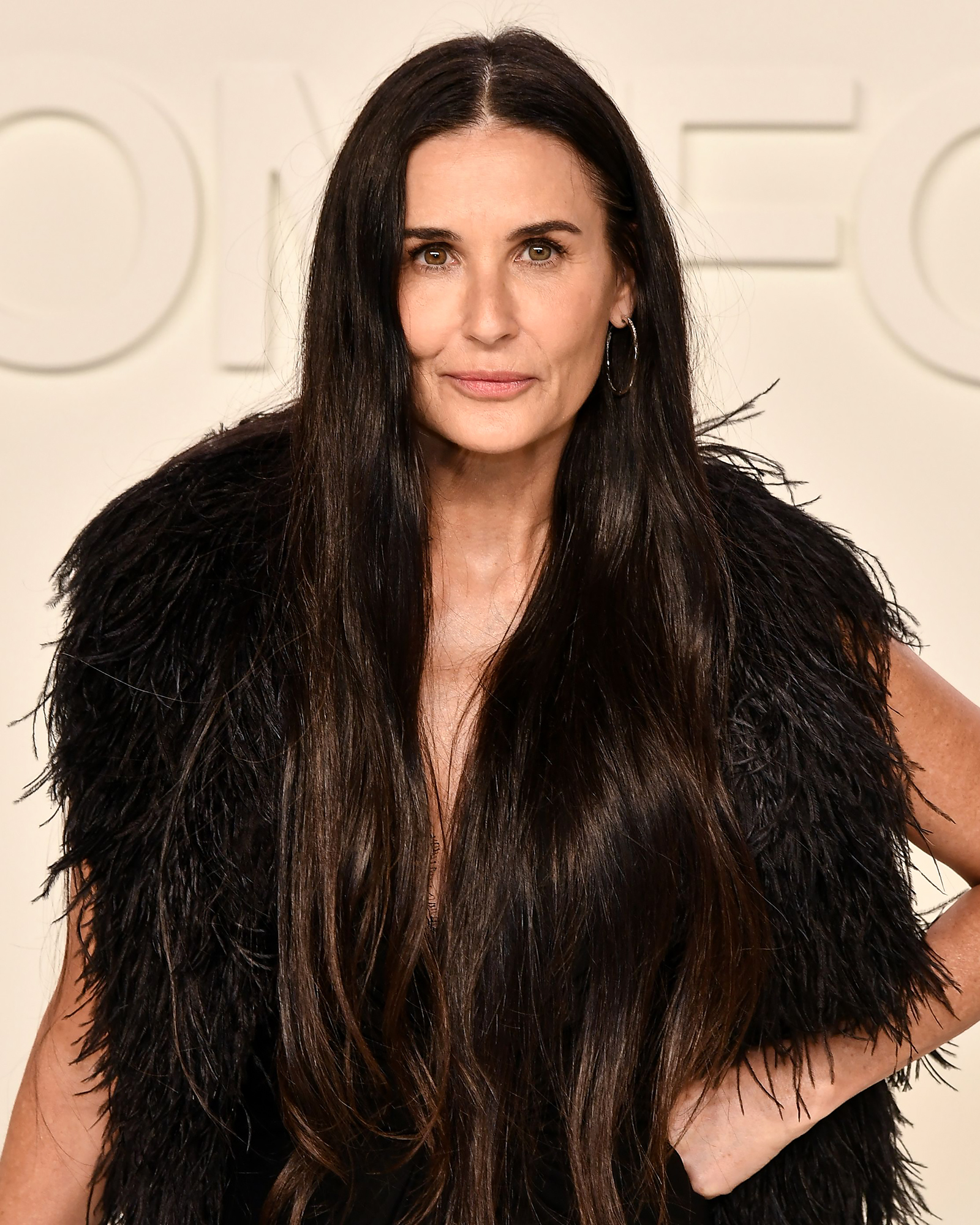 Demi Moore Reacts To Viral Tweet About Her Bizarre Bathroom Decor