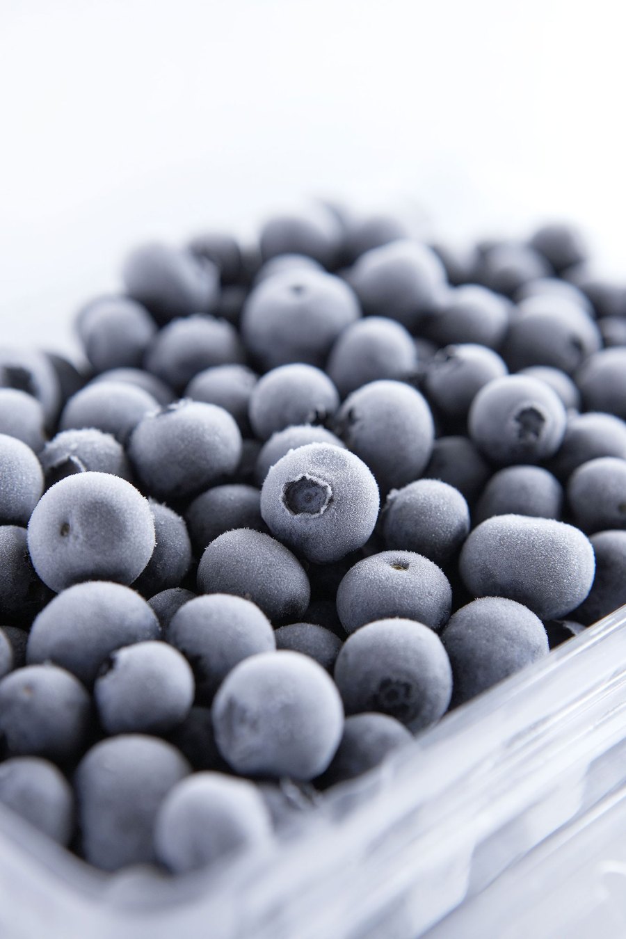 Frozen Blueberries Kourtney Kardashian Keto-Friendly Snacks
