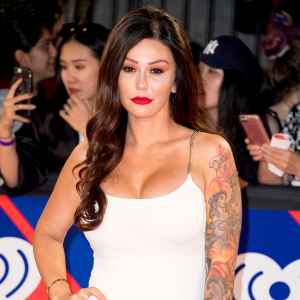 JWoww Claps Back at Troll Who Call Out Jersey Shore Cast for Reuniting Without Masks