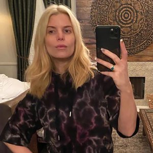 Jessica Simpson Rewears 14-Year-Old True Religion Jeans: See How They Fit