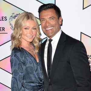 Kelly Ripa Leaves Steamy Message for Mark Consuelos Every Time Kelly Ripa and Mark Consuelos Flirted on Social Media