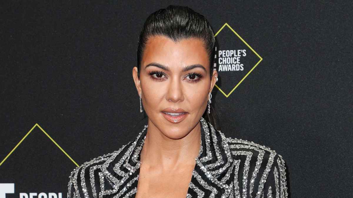 Kourtney Kardashian Shares Finger Prick Photo, Proving She's in Ketosis