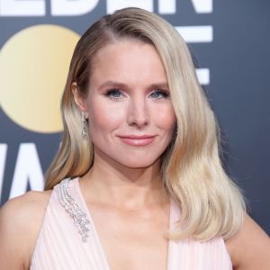 5 Times Kristen Bell Proved She Looks Flawless Makeup-Free: Pics