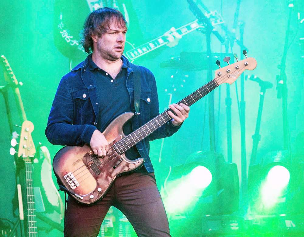Mickey Madden Onstage Maroon 5 Mickey Madden Steps Away From Band After Arrest