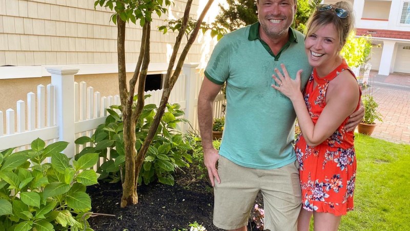 Meg Malley Mike Holloway Engaged