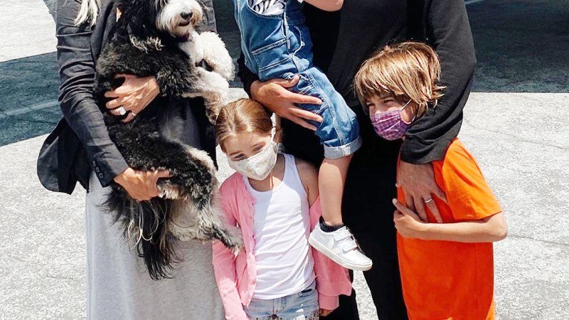 Molly Sims Celebrities Wearing Masks Amid Coronavirus Outbreak