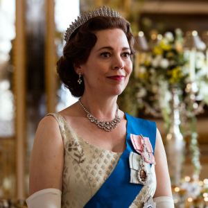 Olivia Colman The Crown Queen Extended Another Season