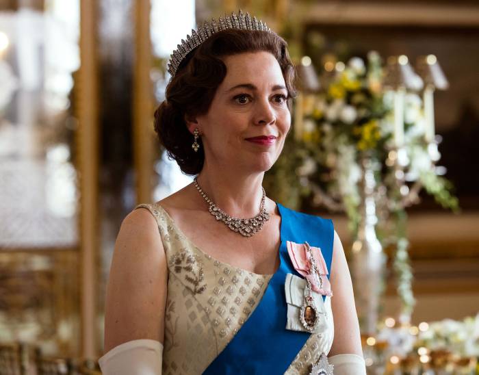 Olivia Colman The Crown Queen Extended Another Season