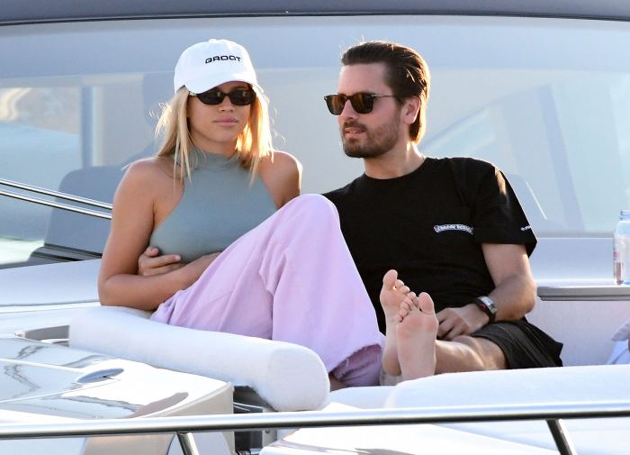 Scott-Disick-Trying-to-Be-on-His-Best-Behavior-for-Sofia-Richie-01