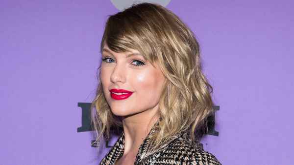 Taylor Swift Announces Is Dropping Surprise Album Folklore in 24 Hours