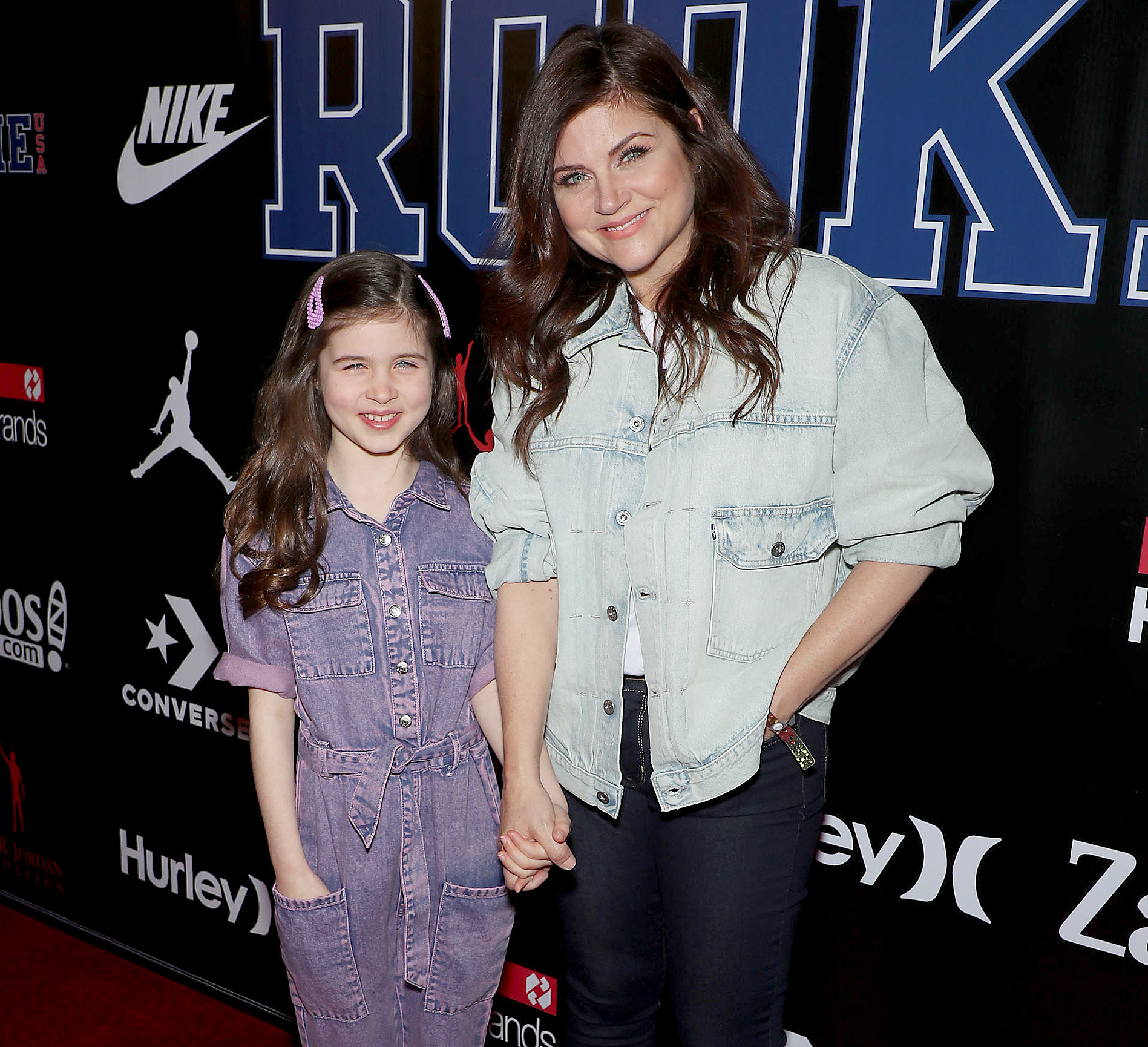 Tiffani Thiessen Talks Baking Banana Bread in Quarantine