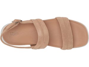 UGG Lynnden Sandals Are Sweeping Us off Our Feet — Now 25% Off