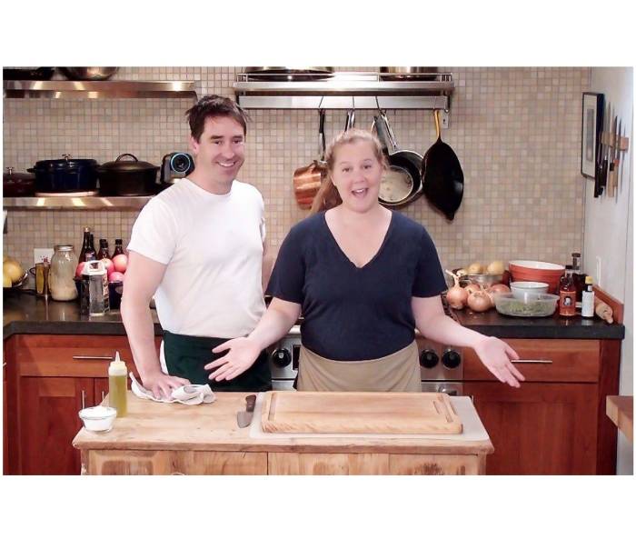 Amy Schumer Hilariously Fails Cooking Quiz From Husband Chris Fischer