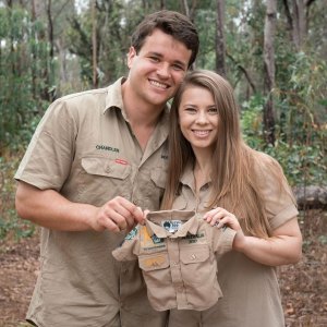 Bindi Irwin Pregnant Expecting 1st Child With Husband Chandler Powell Instagram
