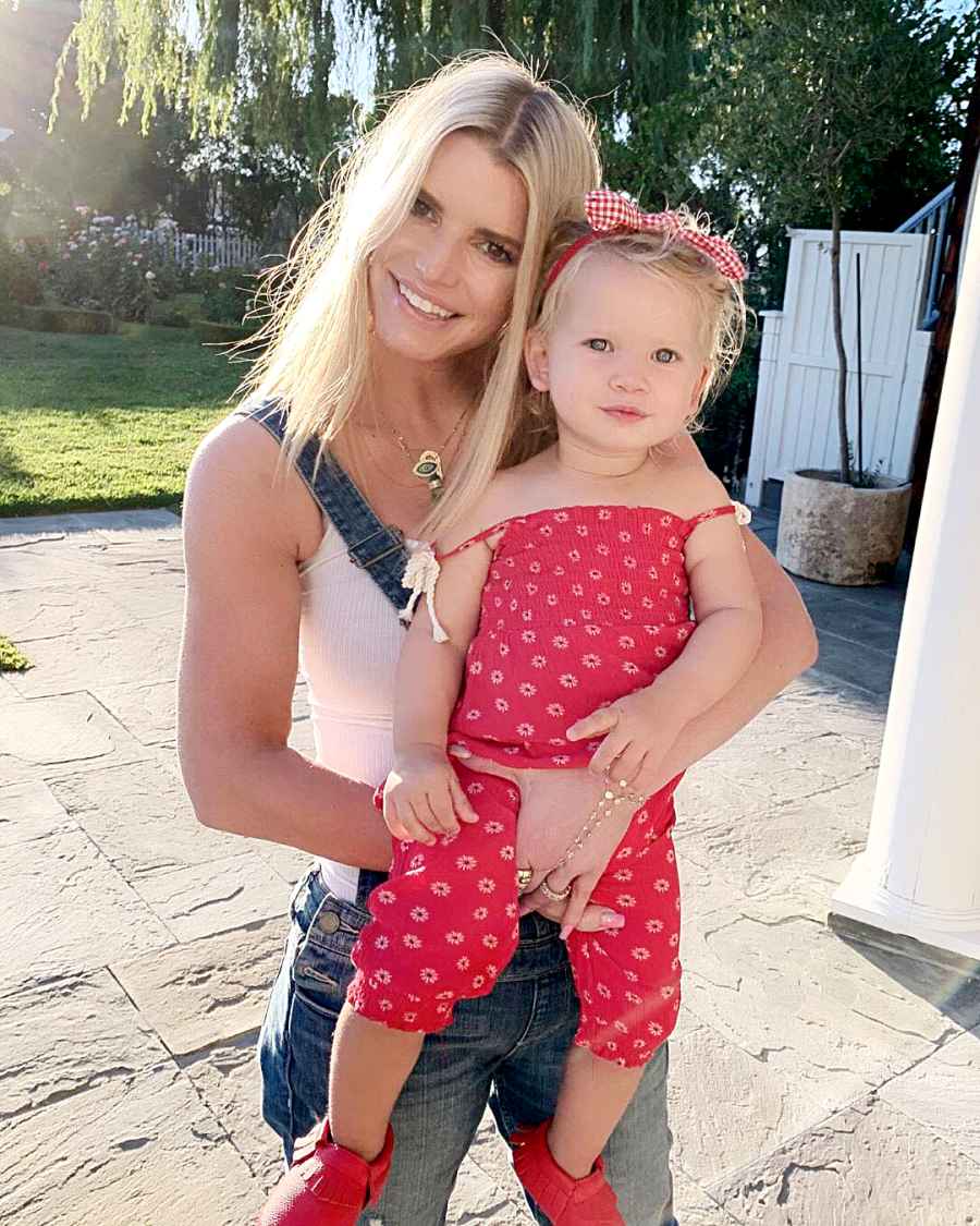 Cali Cowgirls See Jessica Simpson Sweetest Pics With Daughter Birdie