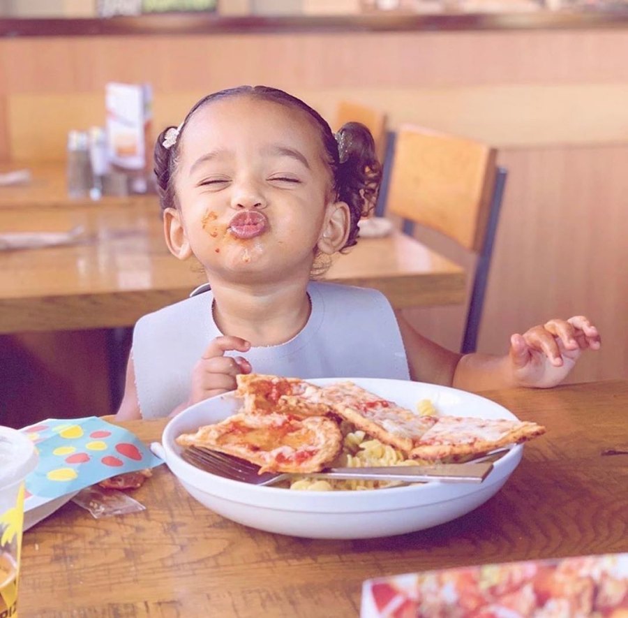 Chicago West pizza party