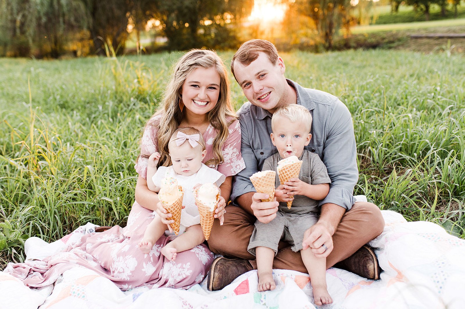 Counting On Kendra Duggar Is Pregnant and Expecting Third Child With Joe Duggar
