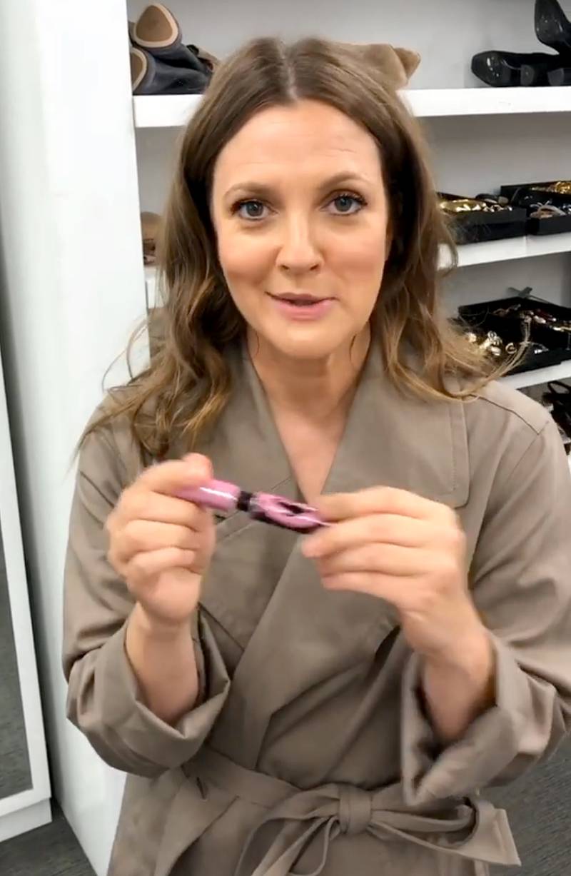 Drew Barrymore Genius Trick for Preventing Mascara From Drying Out