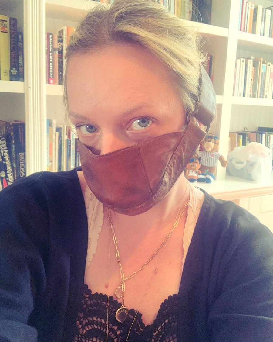 Elisabeth Moss wearing mask