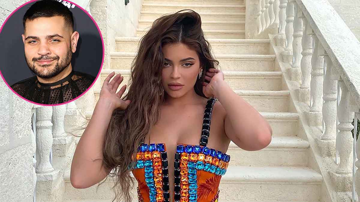 kylie jenner birthday dress designer Kylie Jenner serving two looks in one night: a gorgeous red Schiaparelli dress for the 2026 Oscars and a sparkling McQueen design for the Vanity Fair Oscar Party Which is your favourite look?,