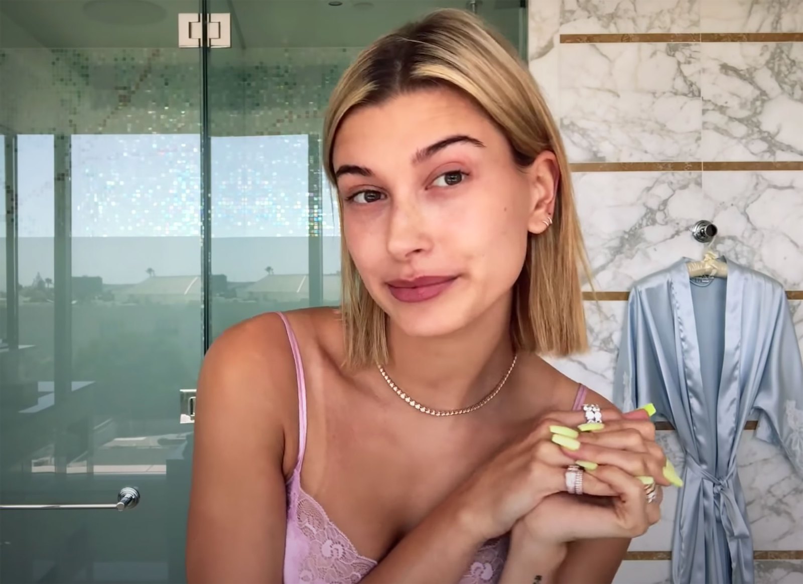 Hailey Baldwin’s Best Makeup-Free Pics Through the Years