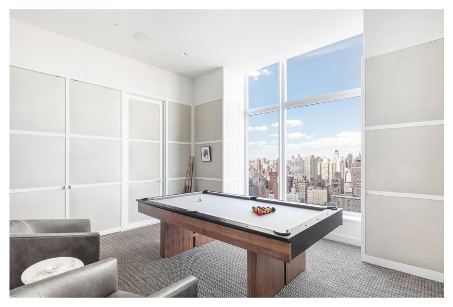 Jennifer Lawrence Sells New York City Penthouse at a Major Loss