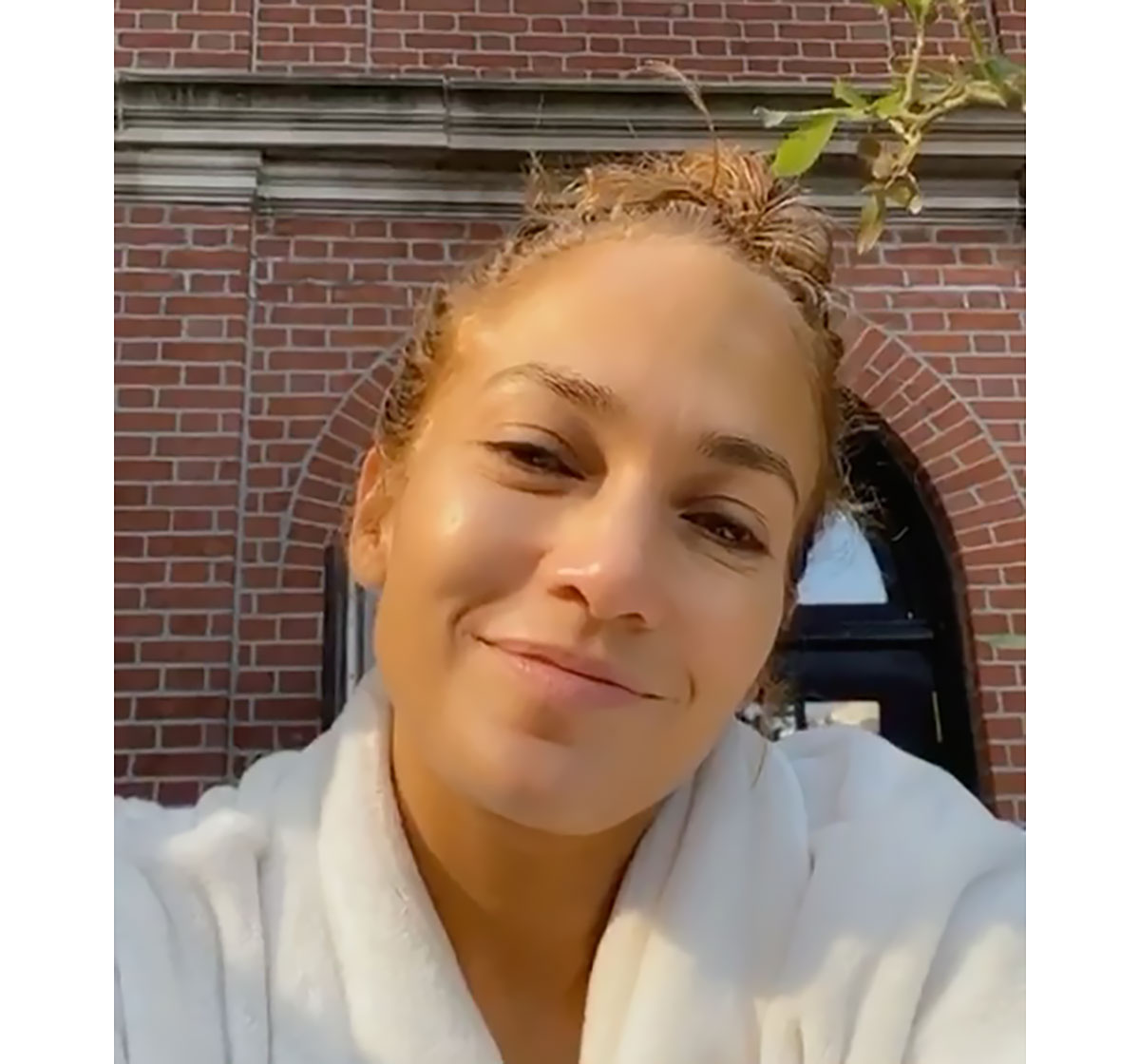 Jennifer Lopez Shows Off Makeup-Free Face: 'This Is54