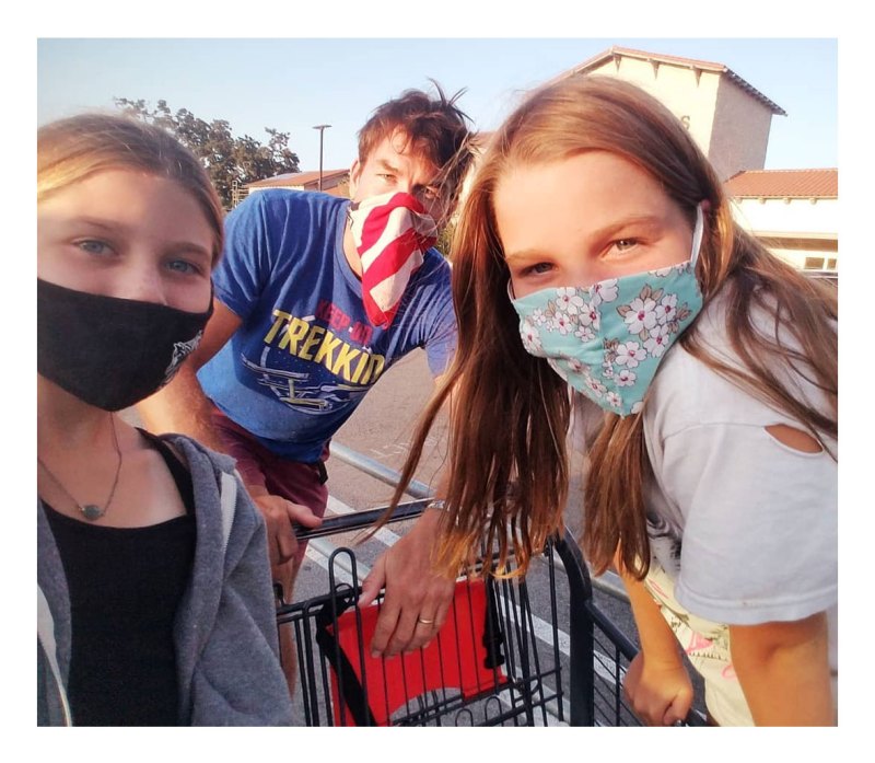 Jerry OConnell Twins Shopping Kids in Masks