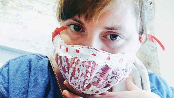 Lena Dunham Had COVID 19 My Body Revolted And I Had Crushing Fatigue