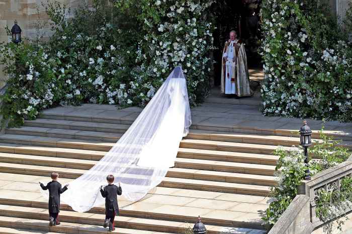 May 2018 Jessica's sons carry Meghan's veil at the Royal Wedding Jessica Mulroney Meghan Markle