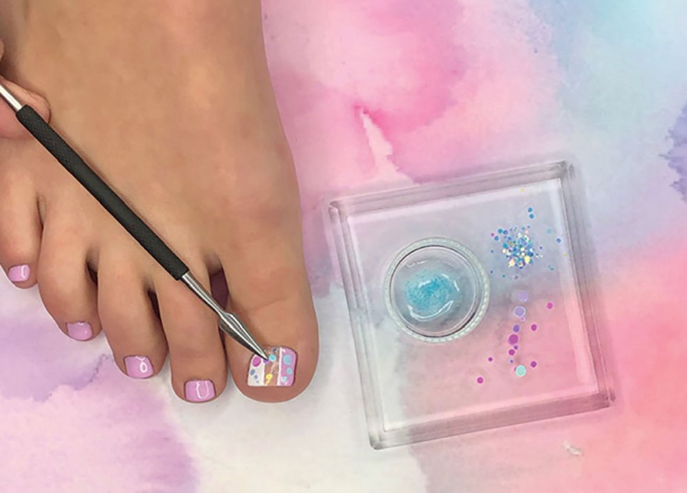 Japonesque pedi