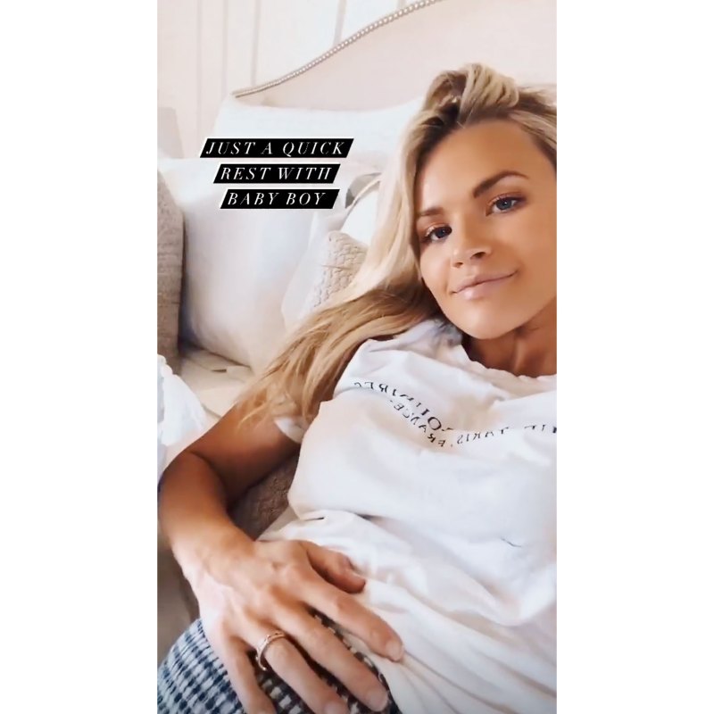 Pregnant Witney Carson Baby Bump Rest With Baby Boy