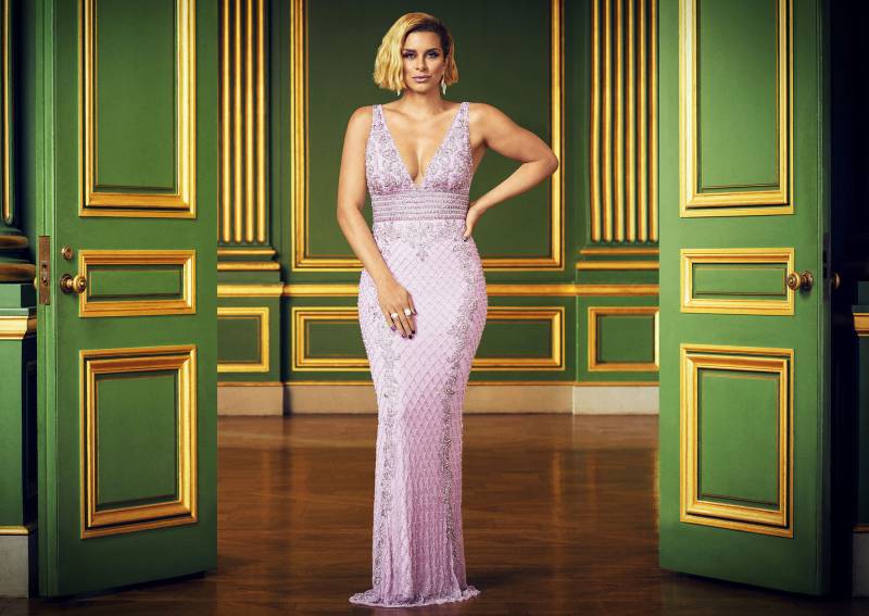 Real Housewives Of Potomac Star Robyn Dixon Teases Monique Samuels and Candiace Dillard Fight