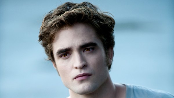 Stephenie Meyer Teases New Twilight Book Some Fans May Be Taken Aback by Edward Cullen 2