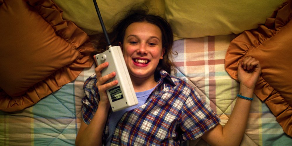 Stranger Things Sean Astin Ive Shipped Joyce Hopper Since Beginning