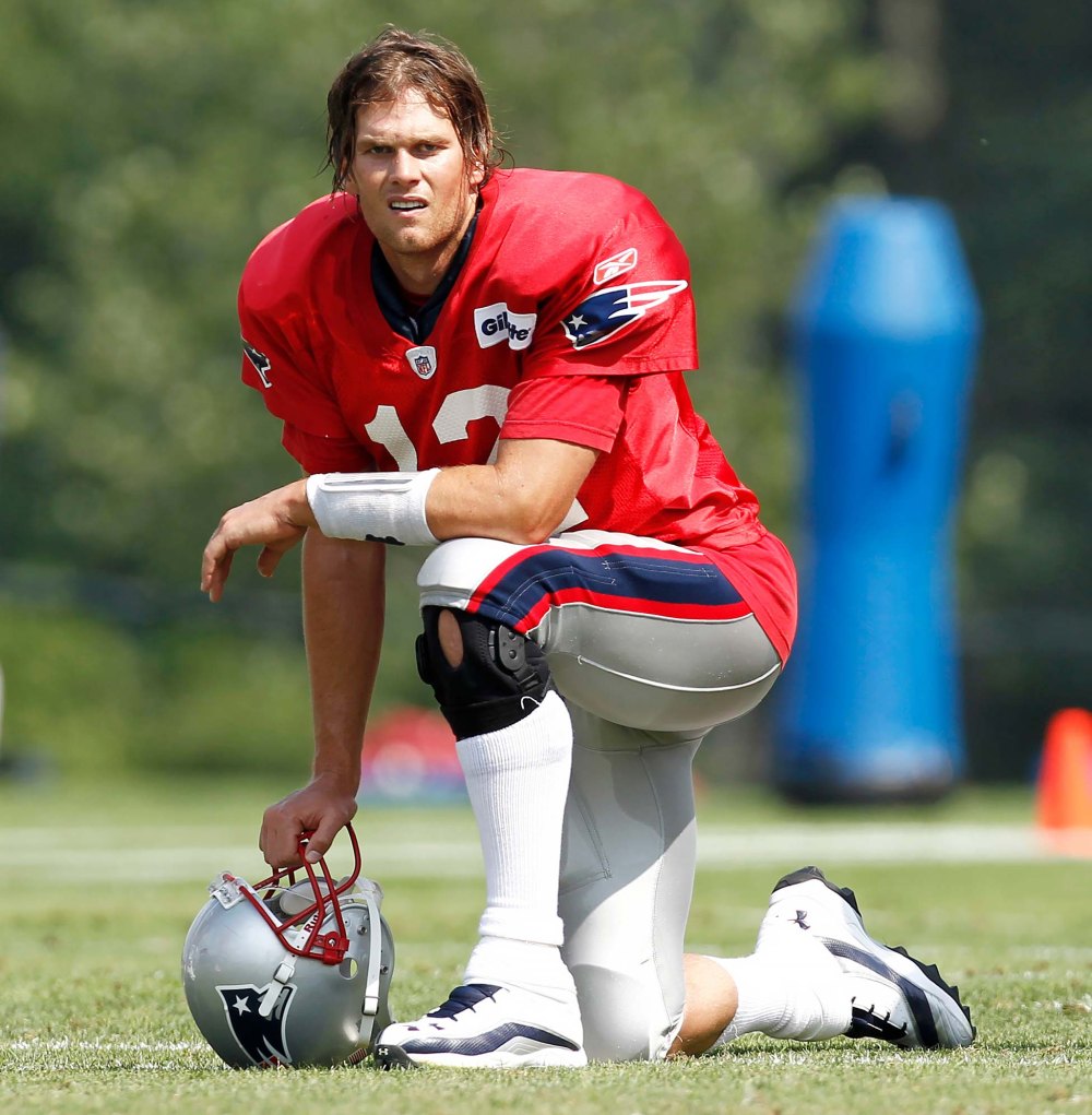 Why the Internet's Begging Tom Brady to Bring Back His ‘Caveman Hair’