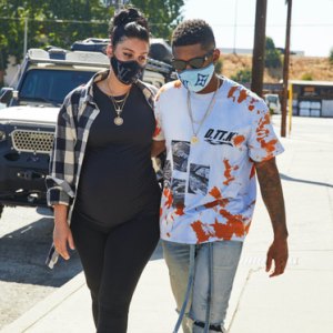 Usher Raymond Is Expecting 1st Child With Pregnant Girlfriend Jenn Goicoechea, His 3rd