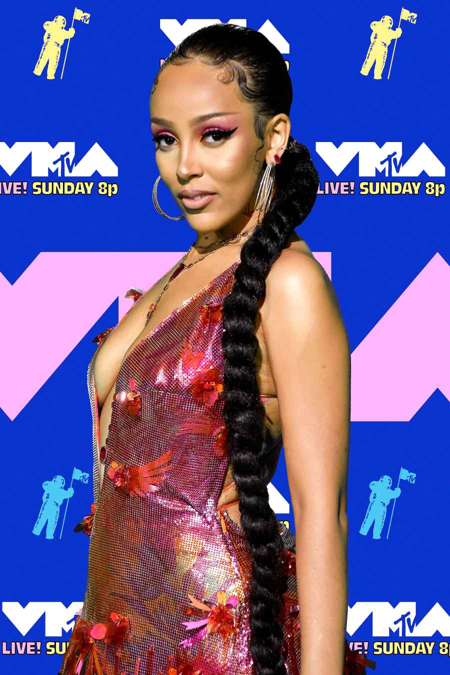 Check Out the Wildest Hair and Makeup at This Year's VMAs