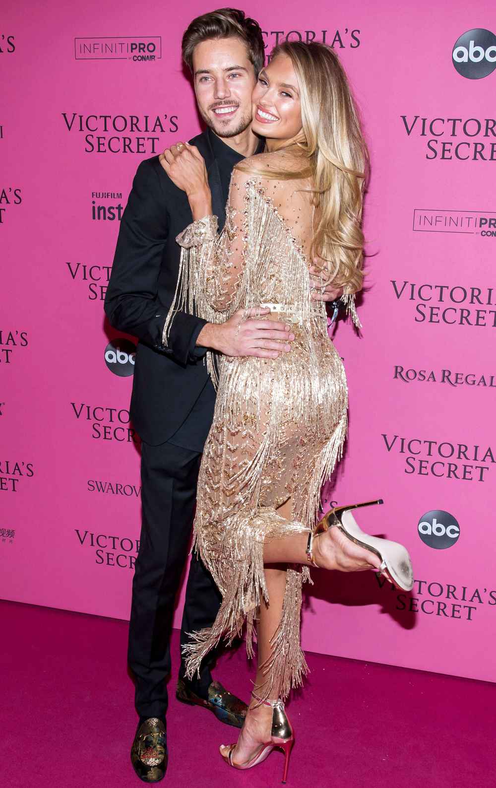 Victorias Secret Model Romee Strijd Gives Birth Welcomes 1st Child With Laurens Van Leeuwen