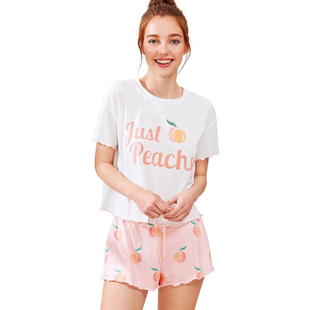 DIDK Cute Cartoon Print Tee and Shorts Pajama Set