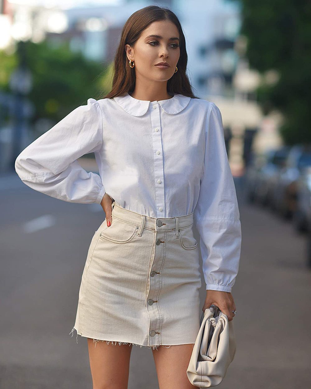paola-alberdi-white-blouse