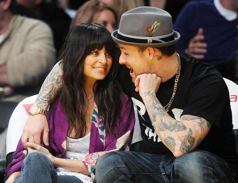 Nicole Richie and Joel Madden at a Lakers Game in 2009 Nicole Richie and Joel Madden Most Romantic Moments
