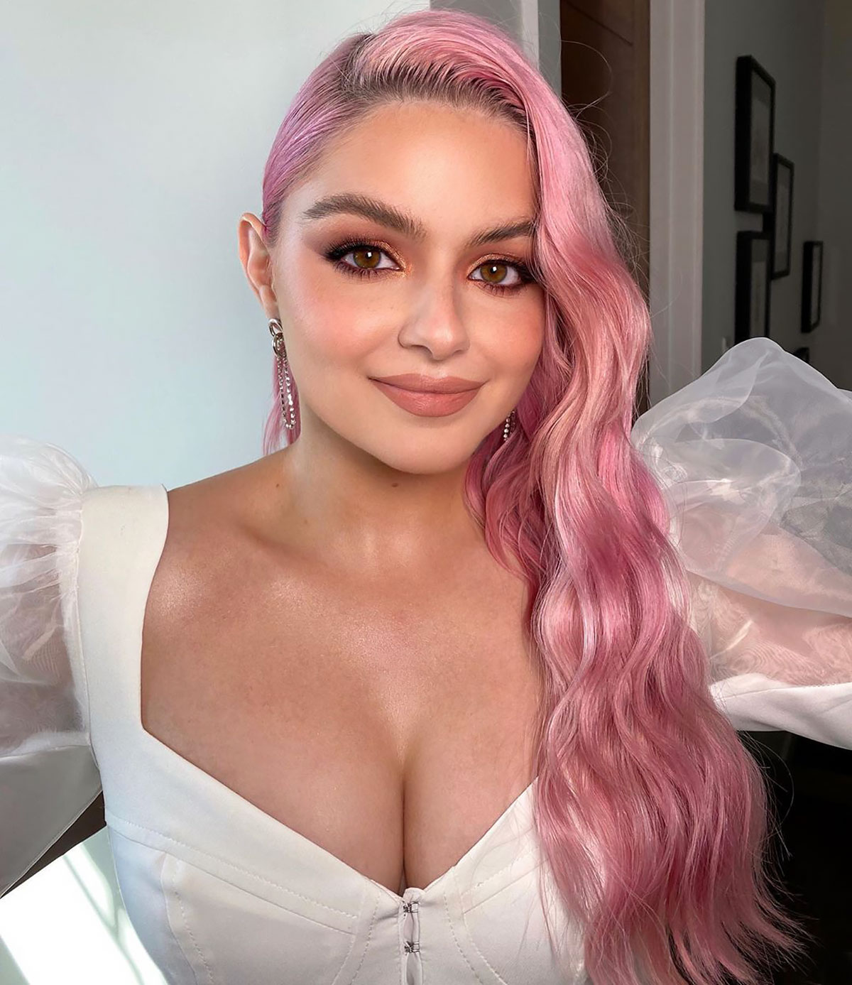 Hot Naked Girl: Ariel Winter Information And Beautiful 